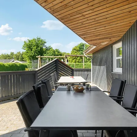 Beautiful In Glesborg With Kitchen Prázdninový dům *